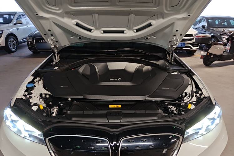 Used BMW i3 2024 eDrive 40 L Midnight Edition Engine Bay