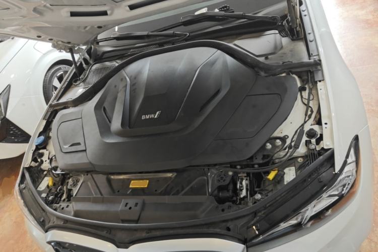 Used BMW i3 2024 eDrive 35 L Engine Bay