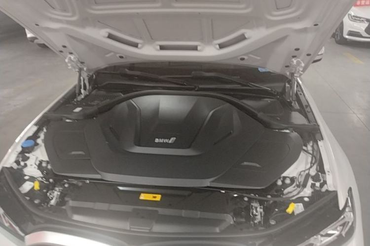 Used BMW i3 2024 eDrive 35 L Engine Bay