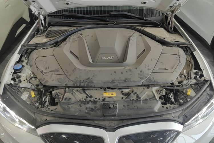 Used BMW i3 2024 eDrive 35 L Engine Bay