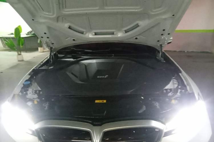 Used BMW i3 2024 eDrive 35 L Engine Bay