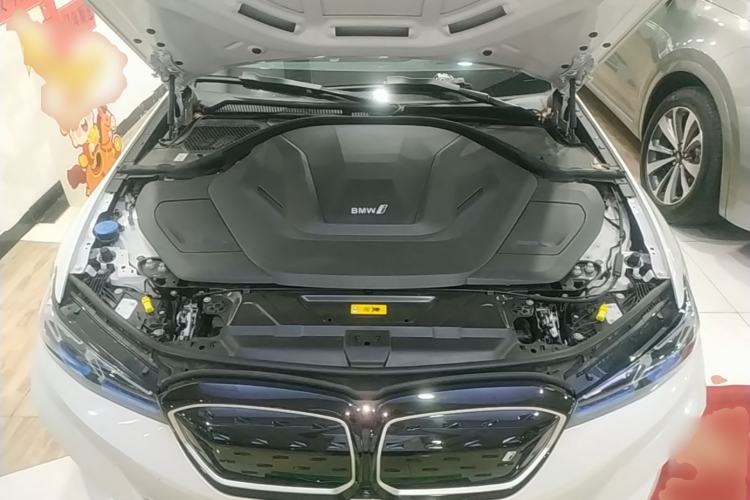Used BMW i3 2024 eDrive 40 L Midnight Sports Package Engine Bay