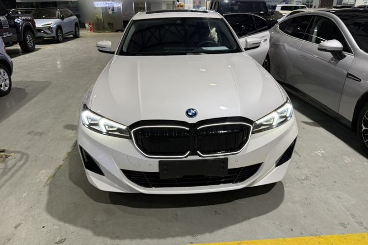 Used BMW i3 2024 eDrive 35 L Exterior 1