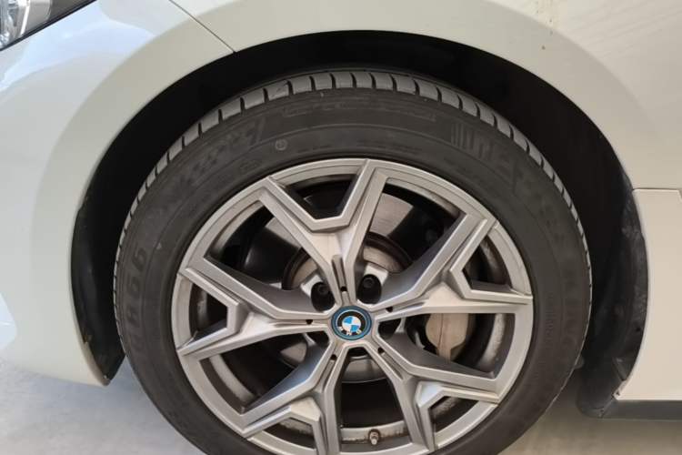 Used BMW i3 2024 eDrive 35 L Exterior 1