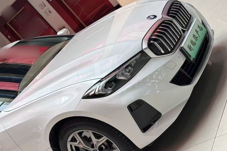 Used BMW i3 2024 eDrive 35 L Exterior 12