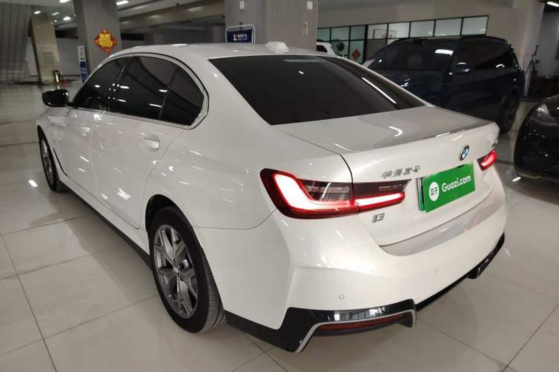 Used BMW i3 2024 eDrive 35 L Exterior 2