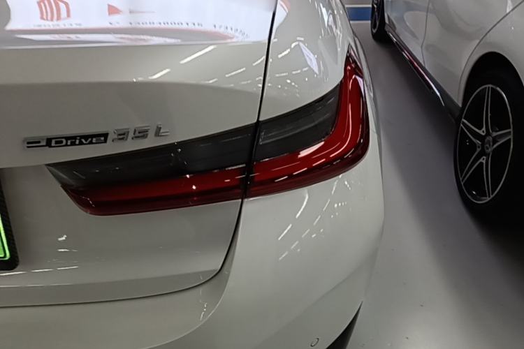 Used BMW i3 2024 eDrive 35 L Exterior 3