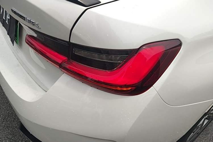 Used BMW i3 2024 eDrive 35 L Exterior 3