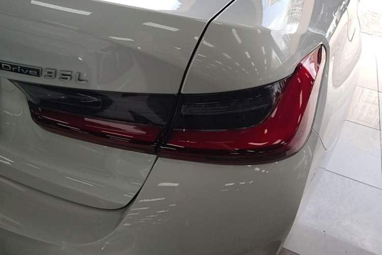 Used BMW i3 2024 eDrive 35 L Exterior 3