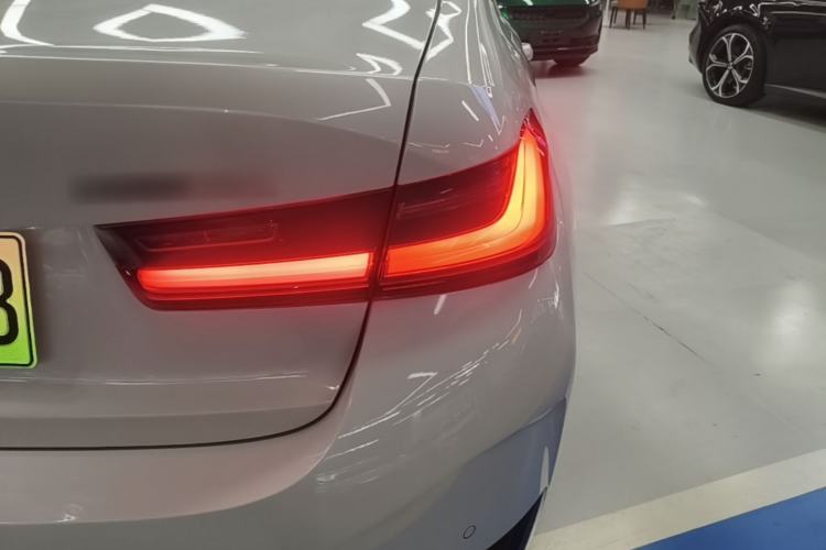 Used BMW i3 2024 eDrive 35 L Exterior 3