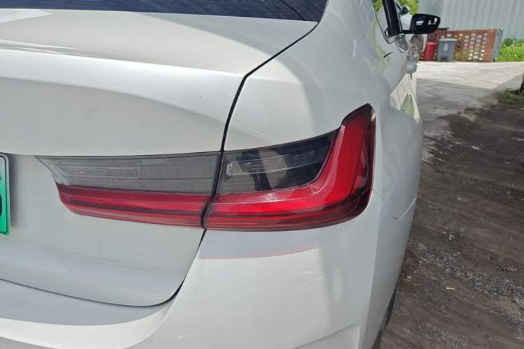 Used BMW i3 2024 eDrive 35 L Exterior 3