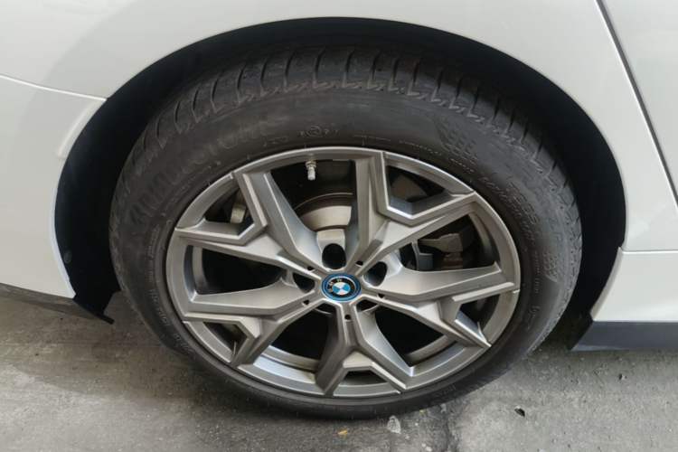 Used BMW i3 2024 eDrive 35 L Exterior 3