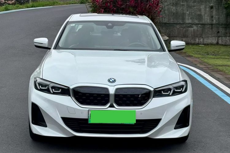 Used BMW i3 2024 eDrive 35 L Exterior 3