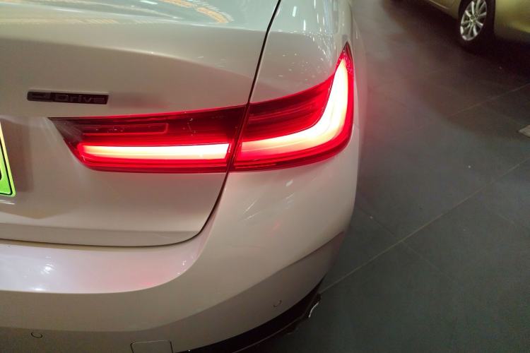 Used BMW i3 2024 eDrive 35 L Exterior 3