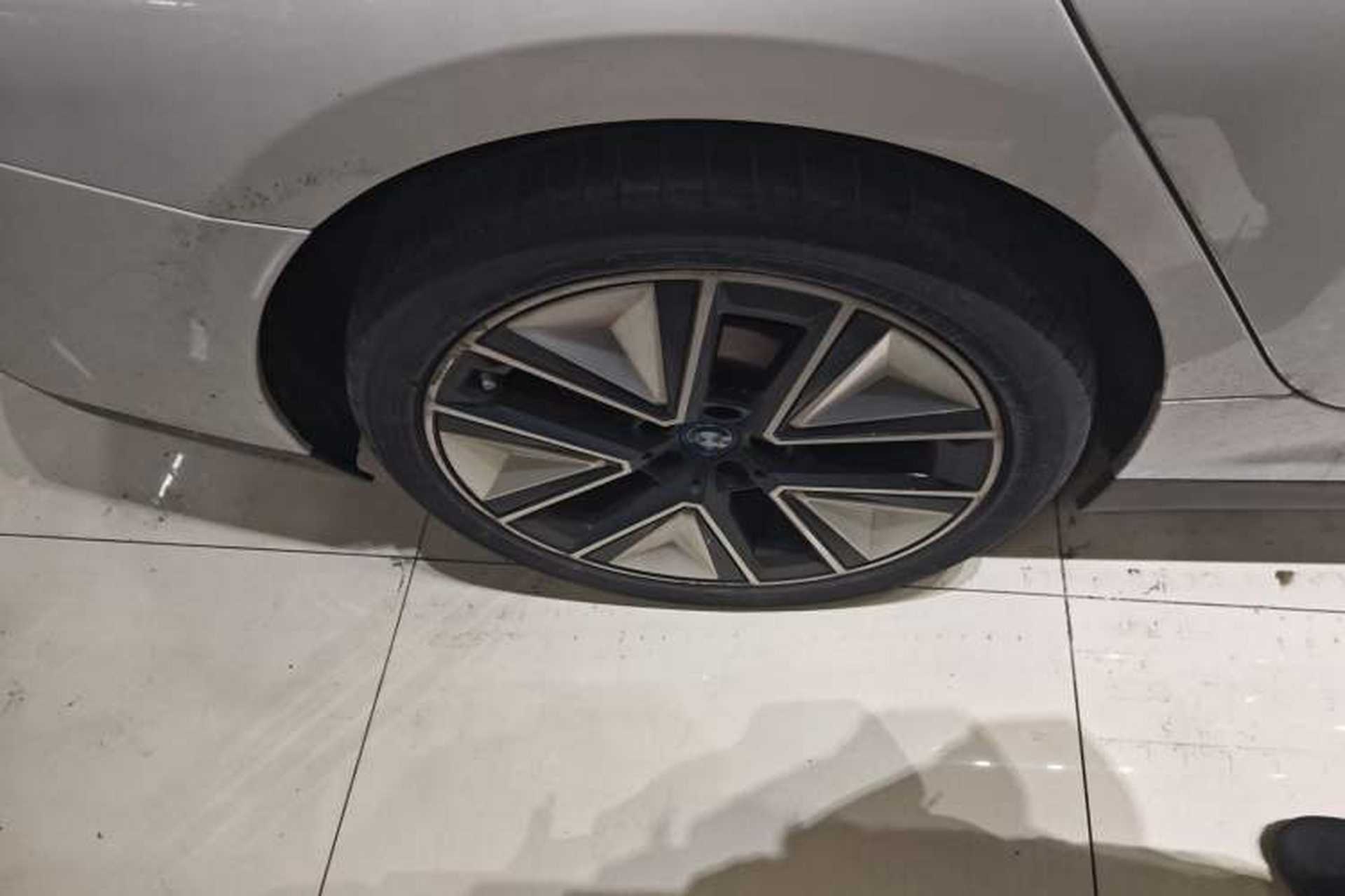 Used BMW i3 2024 eDrive 40 L Midnight Sports Package Exterior 5