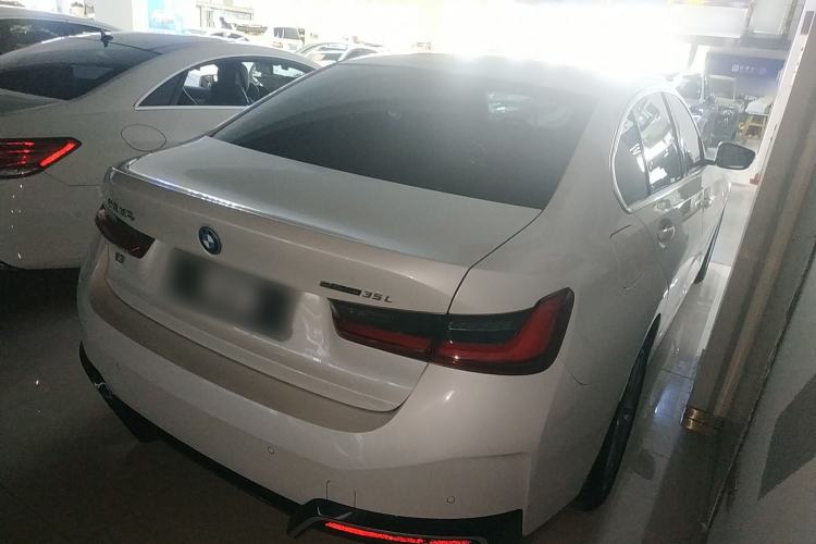 Used BMW i3 2024 eDrive 35 L Exterior 5