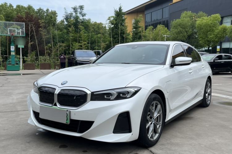Used BMW i3 2024 eDrive 35 L Exterior 6