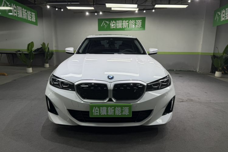 Used BMW i3 2024 eDrive 35 L Exterior 6