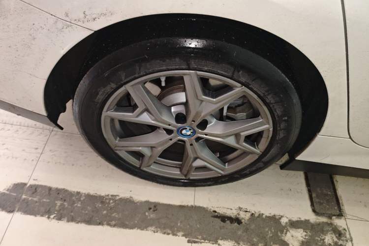 Used BMW i3 2024 eDrive 35 L Exterior 8