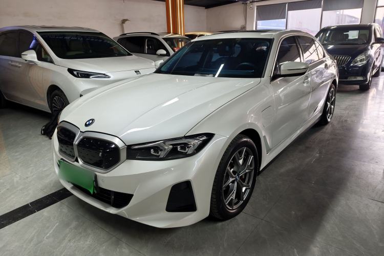 BMW i3 2024 eDrive 35 L