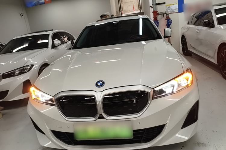 Used BMW i3 2024 eDrive 35 L Front