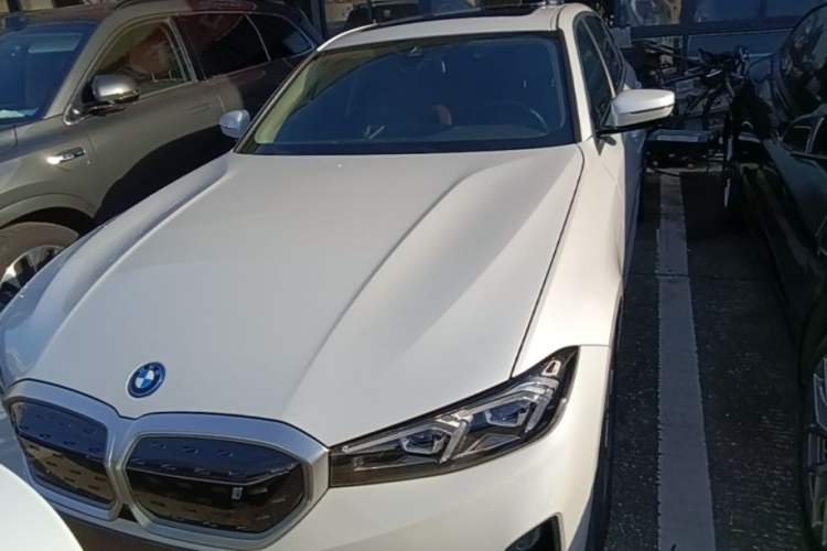 Used BMW i3 2024 eDrive 35 L Front