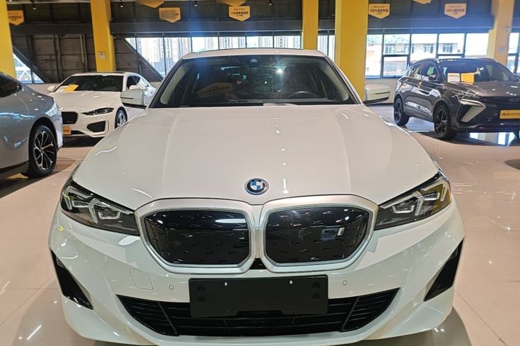 Used BMW i3 2024 eDrive 35 L Front