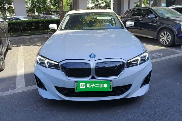 Used BMW i3 2024 eDrive 35 L Front