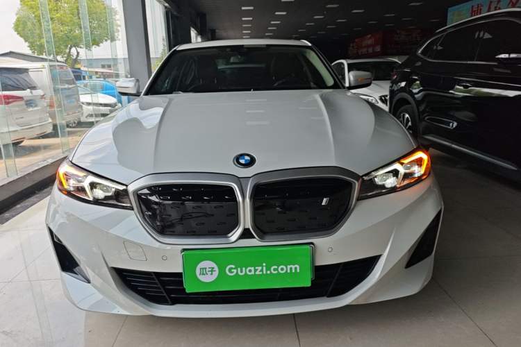 Used BMW i3 2024 eDrive 35 L Front