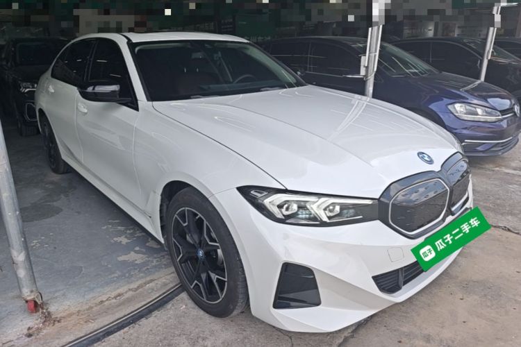 Used BMW i3 2024 eDrive 40 L Midnight Edition Front Right 45 Deg