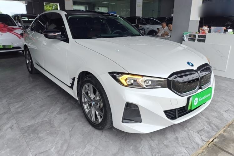 Used BMW i3 2024 eDrive 35 L Front Right 45 Deg