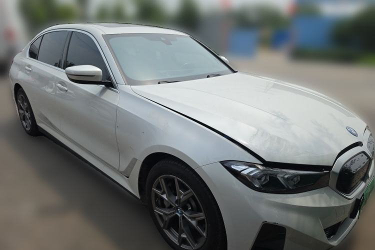 Used BMW i3 2024 eDrive 35 L Front Right 45 Deg