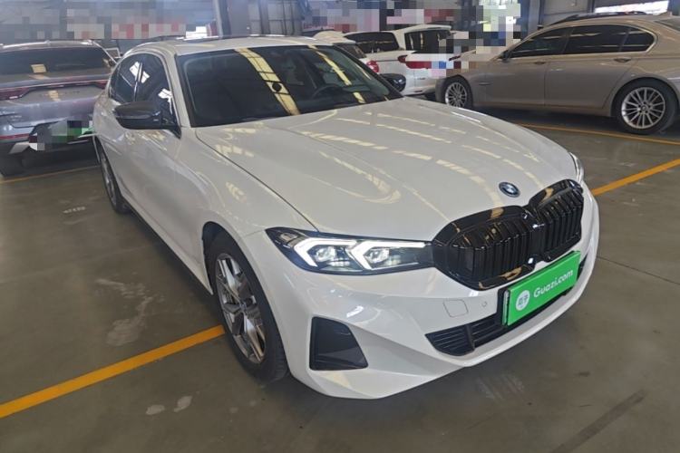 Used BMW i3 2024 eDrive 35 L Front Right 45 Deg
