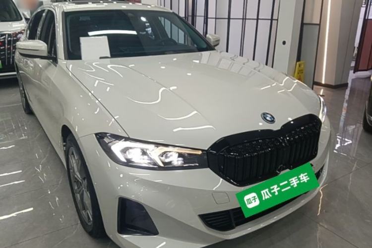 Used BMW i3 2024 eDrive 35 L Front Right 45 Deg