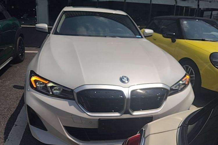 Used BMW i3 2024 eDrive 35 L Front