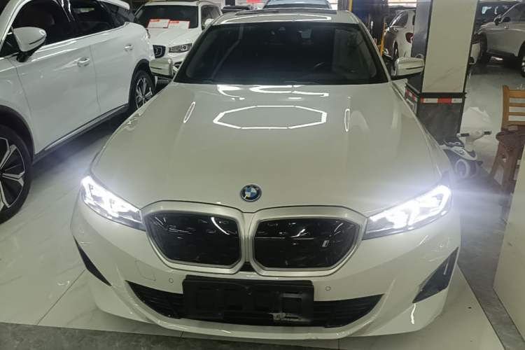Used BMW i3 2024 eDrive 35 L Front
