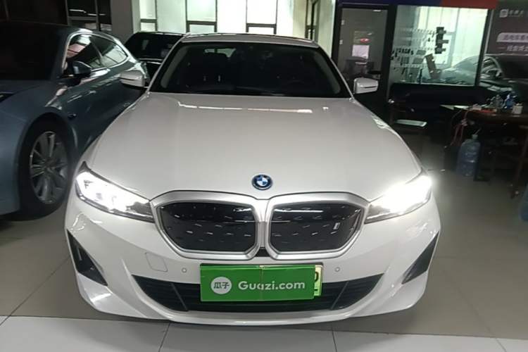 Used BMW i3 2024 eDrive 35 L Front