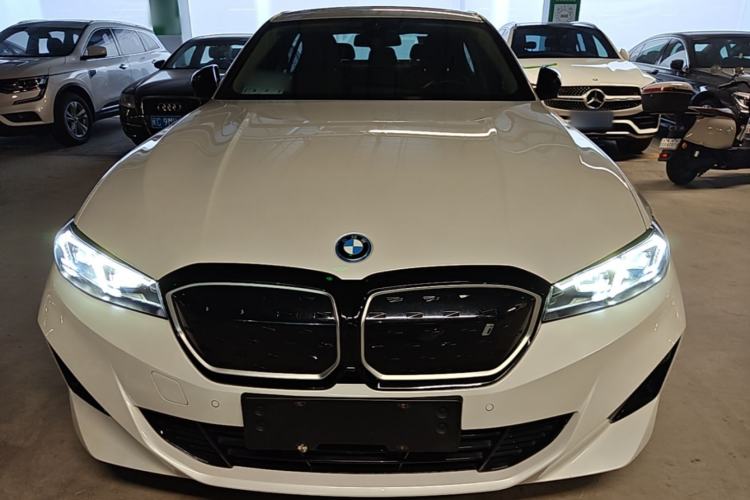 Used BMW i3 2024 eDrive 40 L Midnight Edition Front