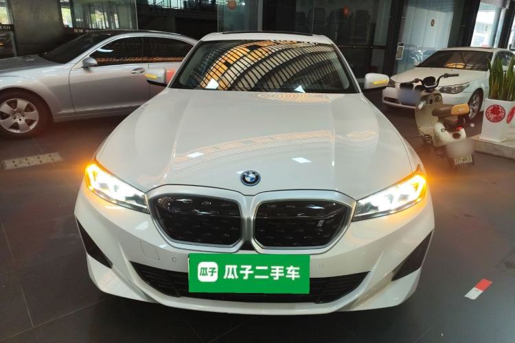 Used BMW i3 2024 eDrive 35 L Front
