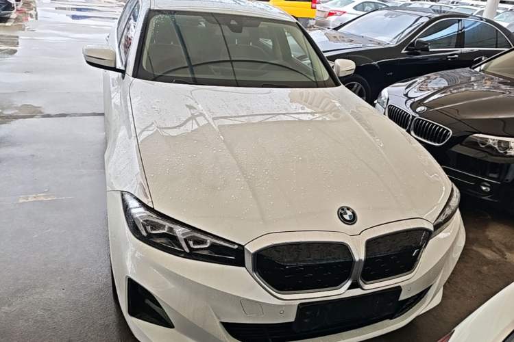 Used BMW i3 2024 eDrive 35 L Front