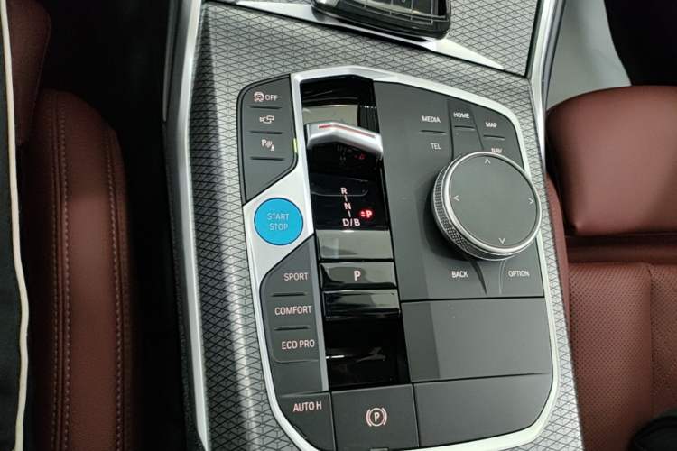 Used BMW i3 2024 eDrive 40 L Midnight Sports Package Gear Lever