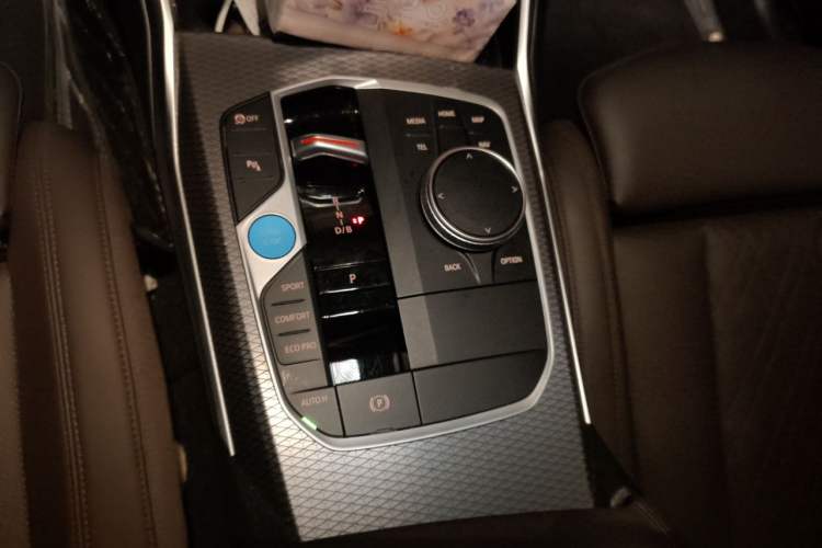 Used BMW i3 2024 eDrive 40 L Midnight Edition Gear Lever