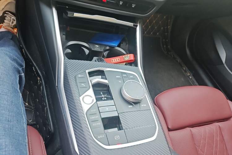 Used BMW i3 2024 eDrive 40 L Midnight Edition Gear Lever