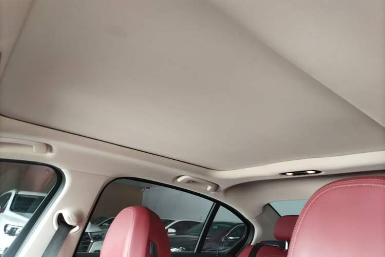 Used BMW i3 2024 eDrive 35 L Headliner
