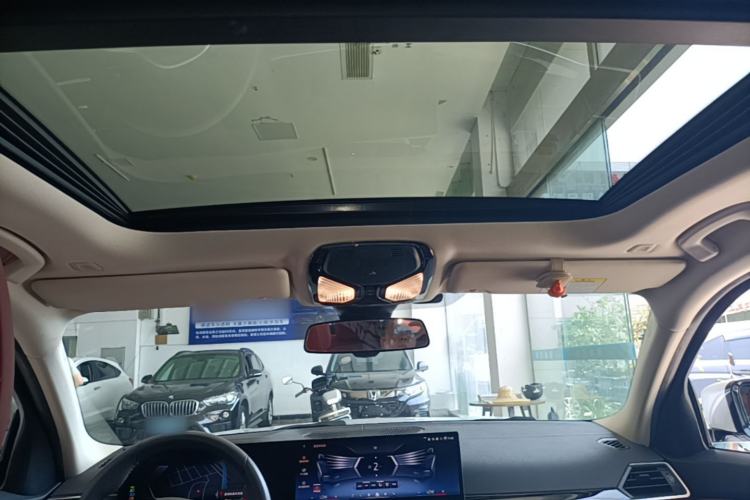 Used BMW i3 2024 eDrive 35 L Headliner
