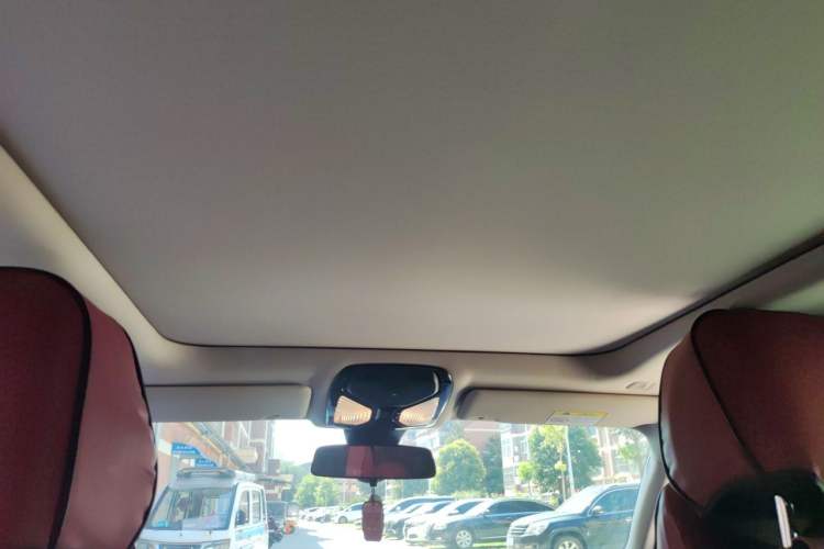 Used BMW i3 2024 eDrive 35 L Headliner