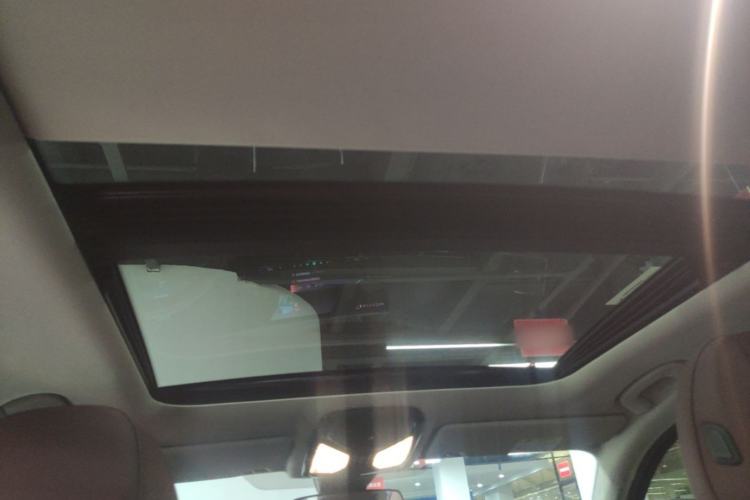 Used BMW i3 2024 eDrive 35 L Headliner