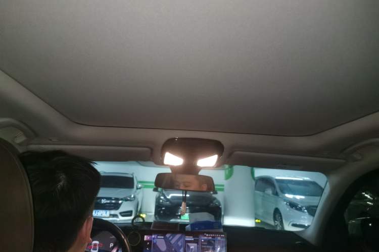 Used BMW i3 2024 eDrive 35 L Headliner