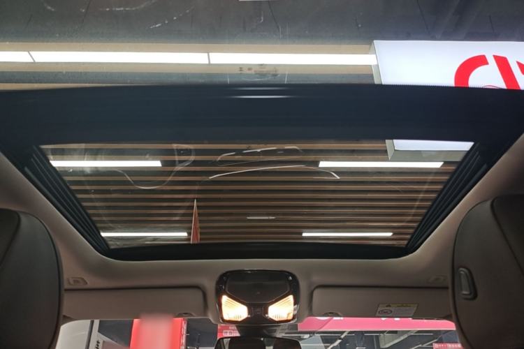 Used BMW i3 2024 eDrive 35 L Headliner