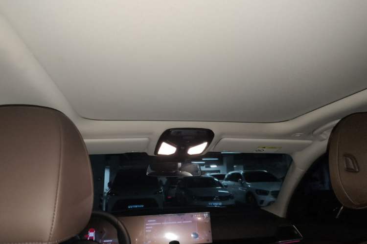 Used BMW i3 2024 eDrive 40 L Midnight Edition Headliner